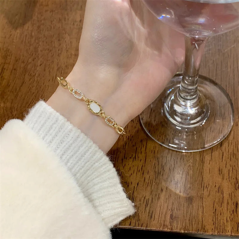 The Sovereign Square: Adjustable Gold-Plated Zircon Bracelet